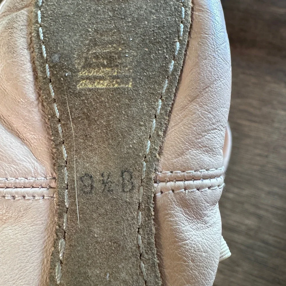 Bloch Pink Leather Ballet Slippers Kids Size 9.5 B Dance Shoes Full Sole 0658